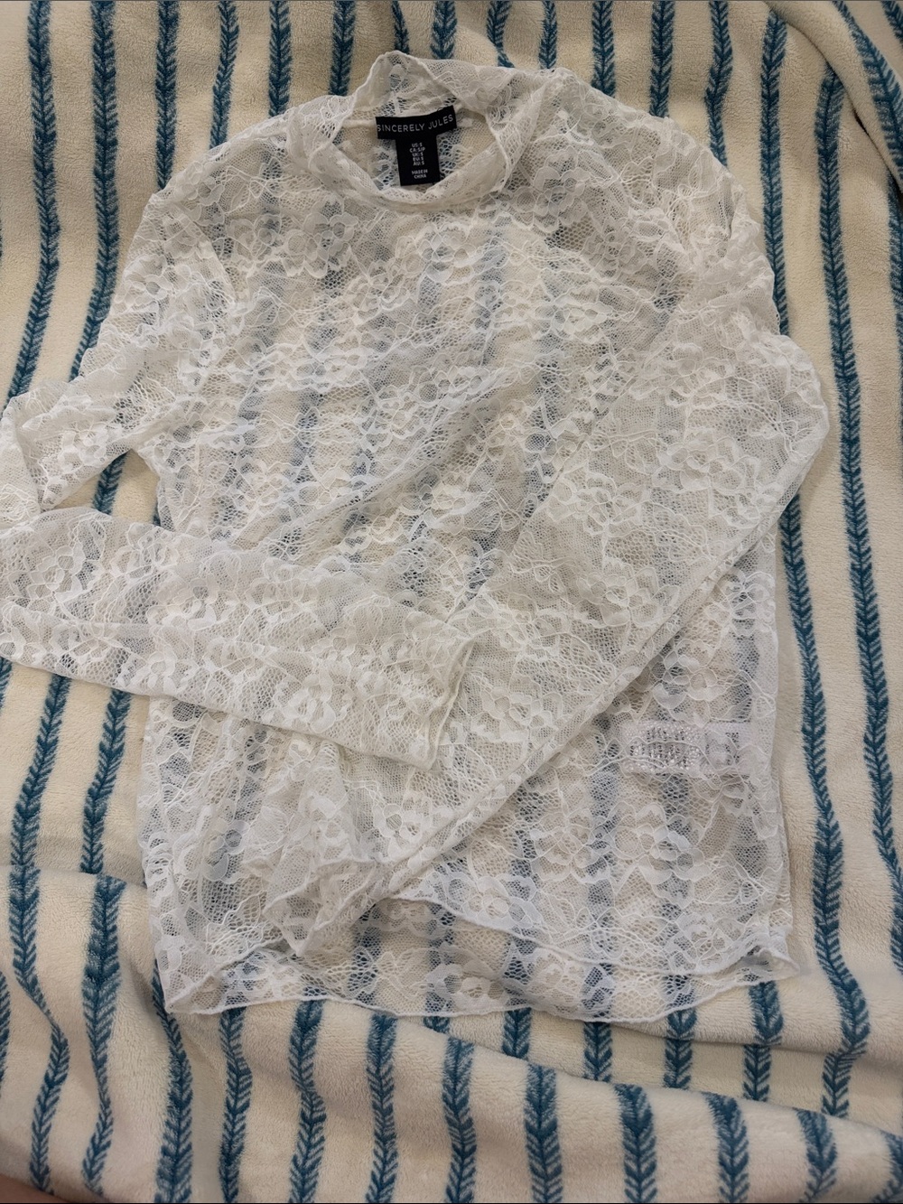 Never worn Sincerly Jules White Lace Long-Sleeve Top